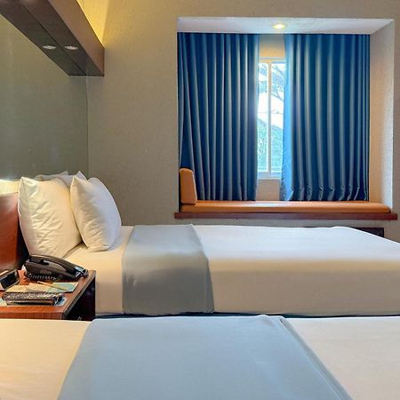 Microtel By Wyndham Eagle Ridge General Trias  Esterno foto