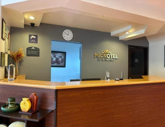 Microtel By Wyndham Eagle Ridge General Trias  Esterno foto